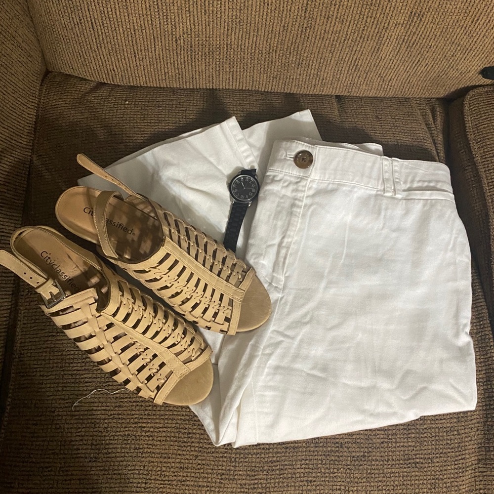 🕸White Capris🕸